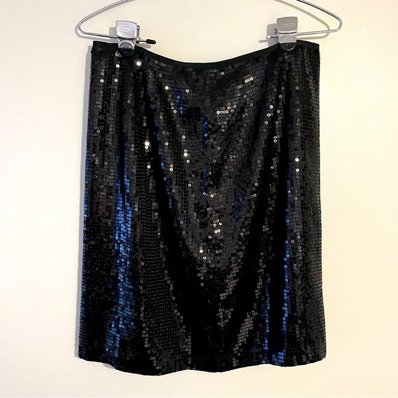 Ann Taylor black sequin mini skirt. Like new! - Picture 1 of 9